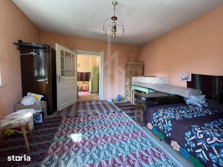 Casă cu 4 camere cu Teren 1464 Mp în Porumbacu de Jos