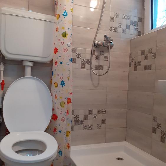 Apartament cu 2 camere semidecomandat în Rahova