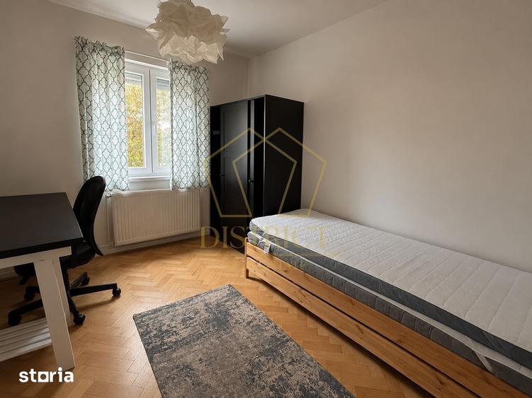 Apartament cu 3 camere decomandat în Circumvalațiunii