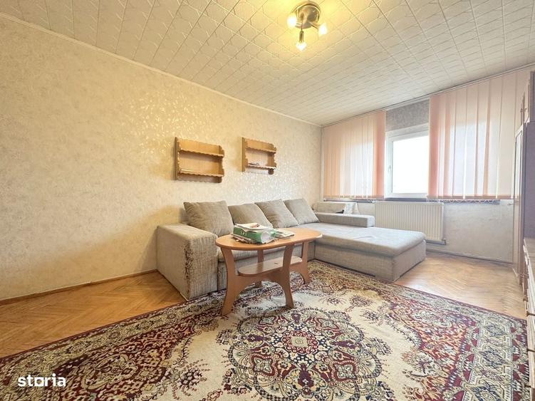Apartament cu 2 camere decomandat în Soarelui