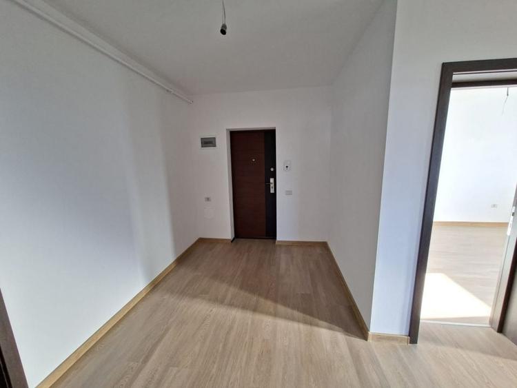 Apartament cu 2 camere decomandat în Sânpetru