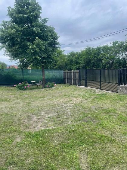 Casă cu 4 camere cu Teren 450 Mp în Ciocănești