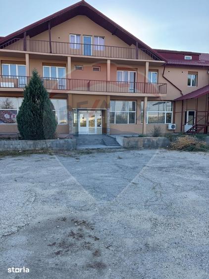 Spațiu comercial, de 366 mp, în Ișalnița