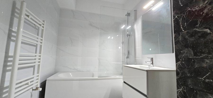 Apartament cu 2 camere decomandat în Frumoasa