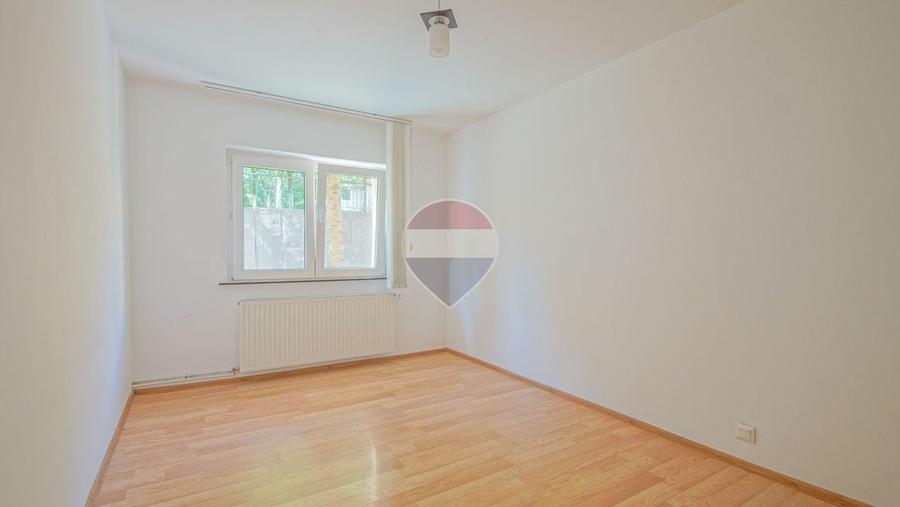 Apartament cu 2 camere decomandat, mobilat în Răcădău