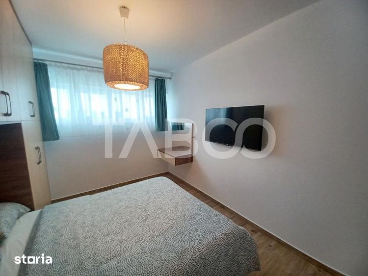 Apartament cu 3 camere decomandat, mobilat în Piața Cluj