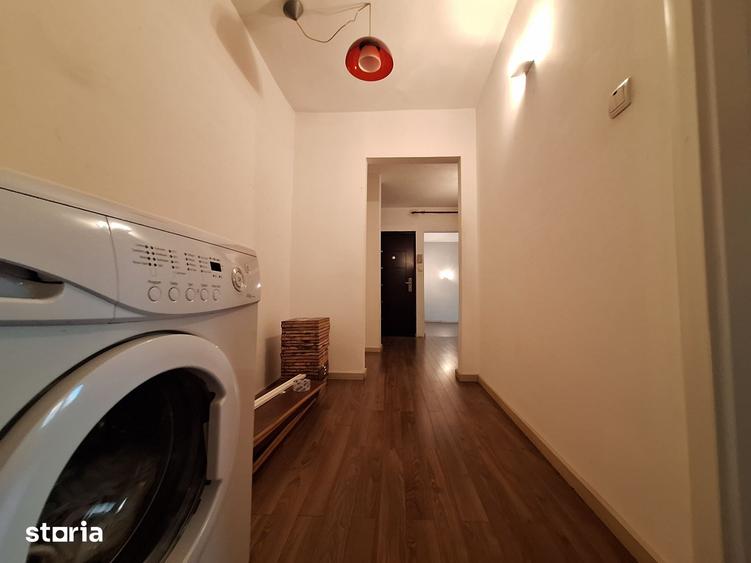 Apartament cu 3 camere decomandat în Baba-Dochia