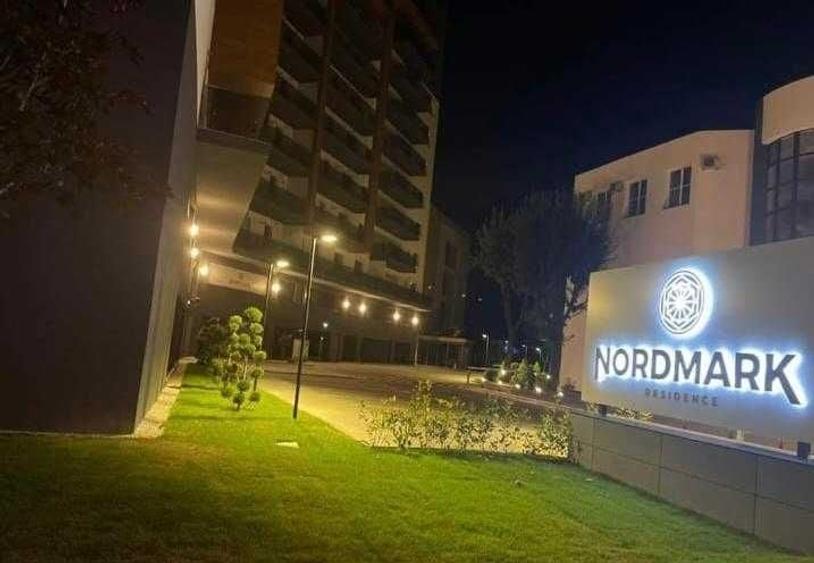 Apartament cu 2 camere decomandat în Exterior Vest