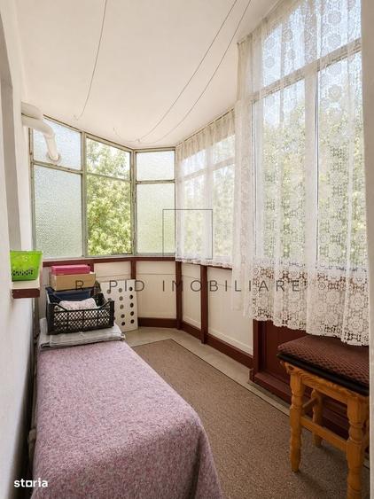 Apartament cu 3 camere decomandat în Sud
