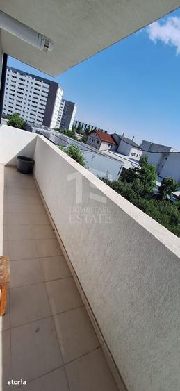 Apartament cu 2 camere semidecomandat în Apărătorii Patriei