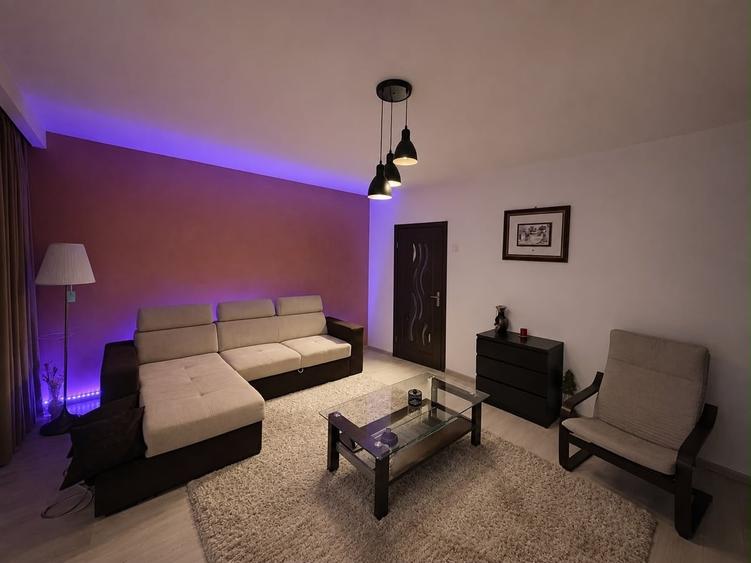 Apartament cu 3 camere decomandat în 13 Septembrie