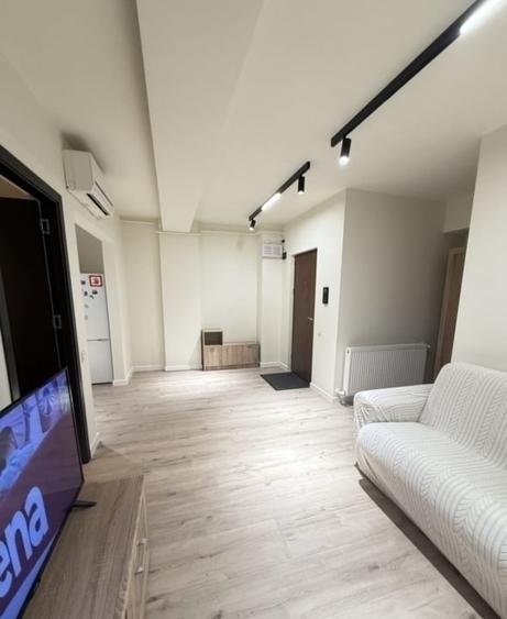 Apartament cu 2 camere semidecomandat în Nicolina