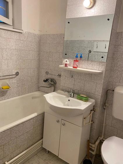 Apartament cu 3 camere decomandat în George Enescu