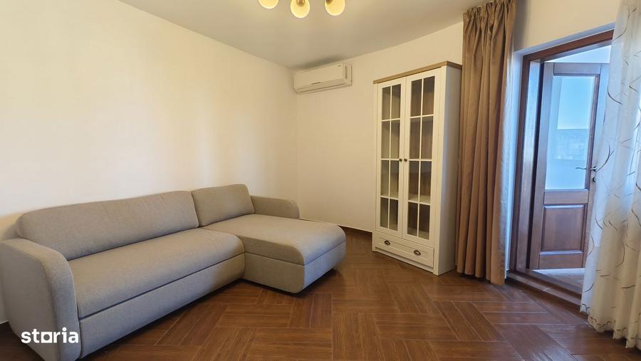 Apartament cu 2 camere decomandat în Republicii