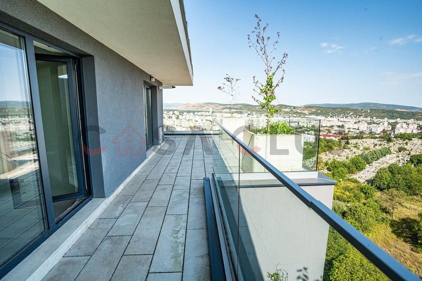 Apartament cu 4 camere semidecomandat în Zorilor
