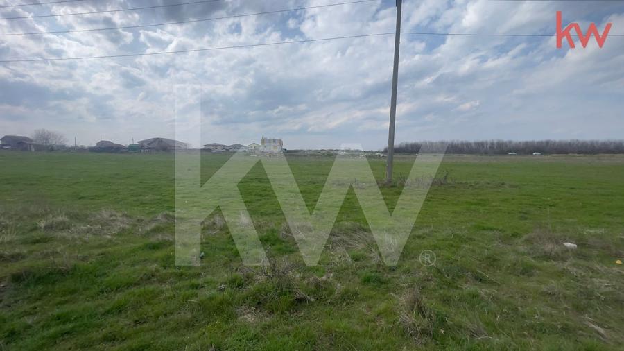 Teren Construcții intravilan de 1000 mp, în Cârcea