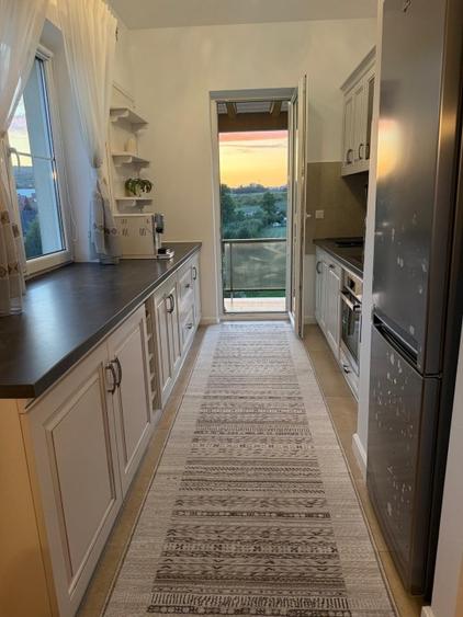 Apartament cu 4 camere, mobilat în Iris
