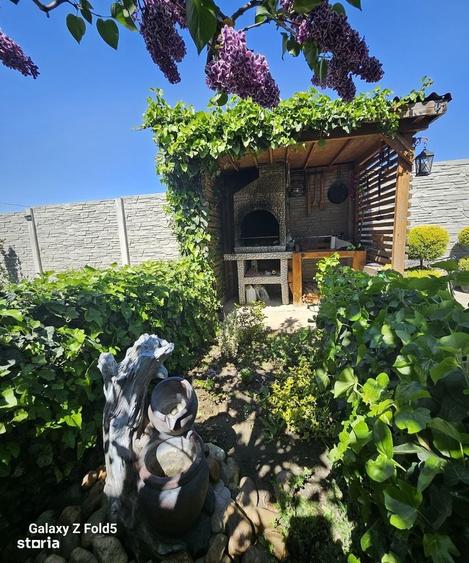 Casă cu 4 camere decomandat cu Teren 570 Mp în Sântandrei