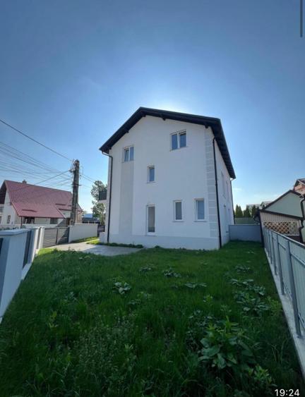 Duplex cu 5 camere cu Canalizare în Central