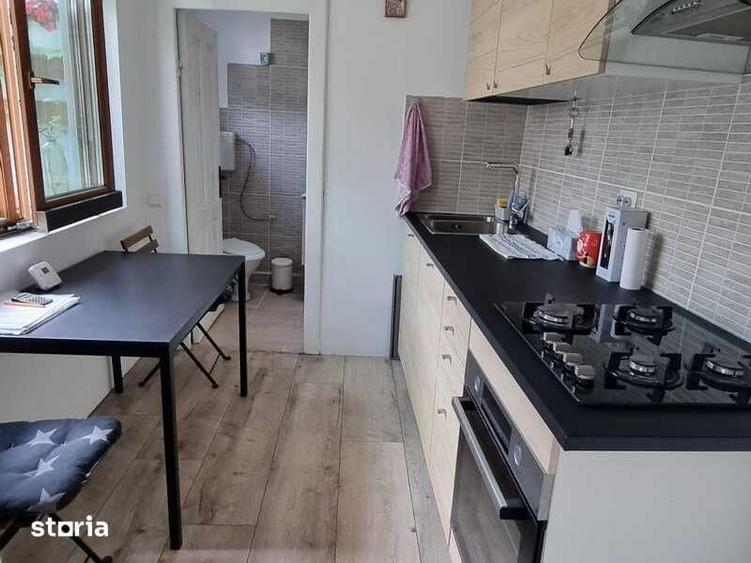 Casă cu 2 camere decomandat cu Teren 60 Mp în Ștefan cel Mare