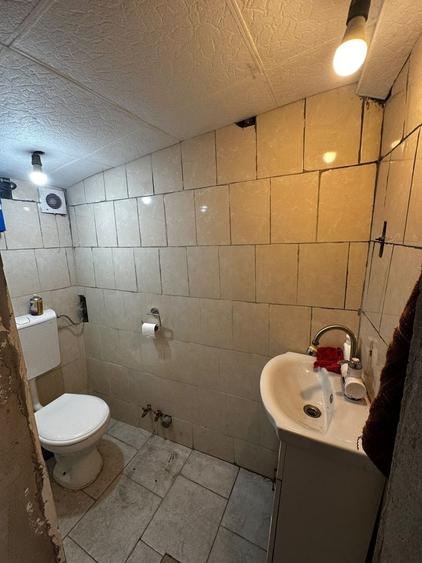 Casă individuală cu 3 camere cu Canalizare în Ruși