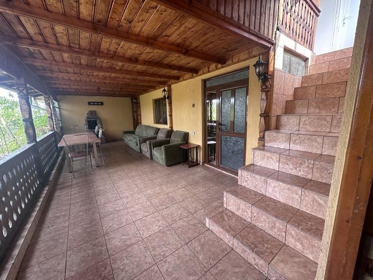 Casă cu 4 camere în Breb
