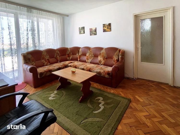 Apartament cu 2 camere semidecomandat, mobilat în Soarelui
