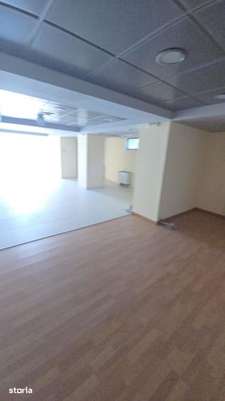 Spațiu comercial, de 292 mp, în Babadag
