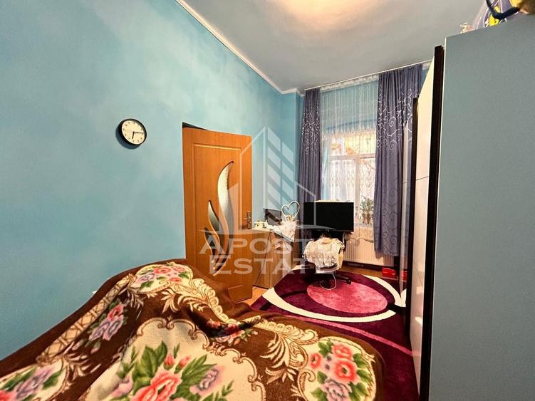 Apartament cu 2 camere nedecomandat, mobilat în Central