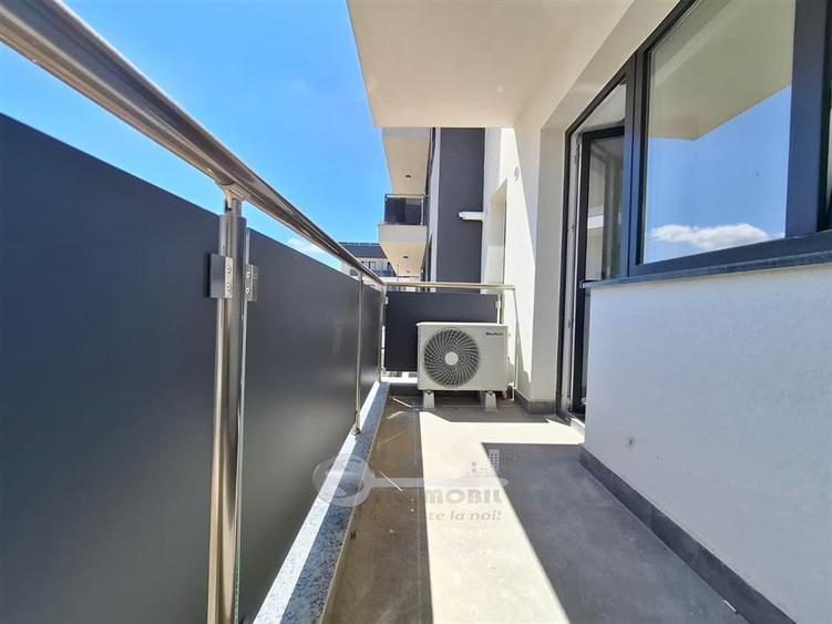 Apartament cu 2 camere decomandat în Galata