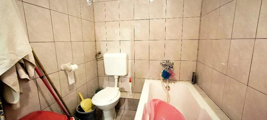 Apartament cu 2 camere decomandat în Calea București