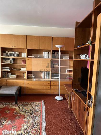 Apartament cu 4 camere decomandat în Vatra Luminoasă