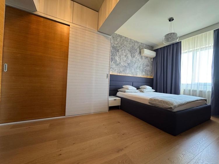 Apartament cu 3 camere decomandat în Olteniței