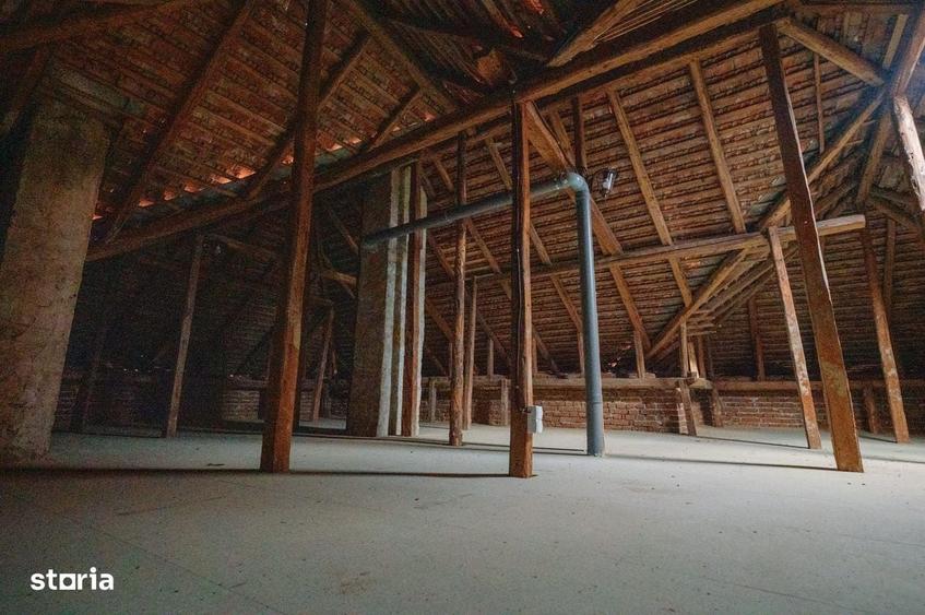 Casă cu 4 camere cu Teren 600 Mp în Ștefănești