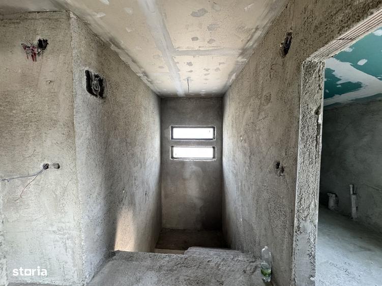 Casă cu 3 camere în Vânători