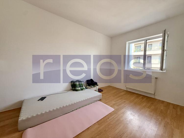 Apartament cu 3 camere decomandat în Dristor