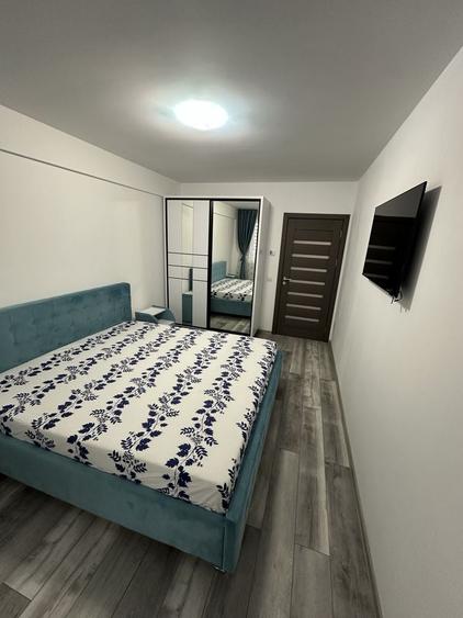 Apartament cu 2 camere semidecomandat în Exterior Vest