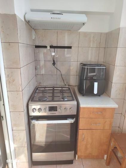 Vand apartament decomandat - 7