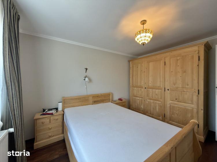 Casă cu 4 camere cu Teren 250 Mp în Sânmihaiu Român