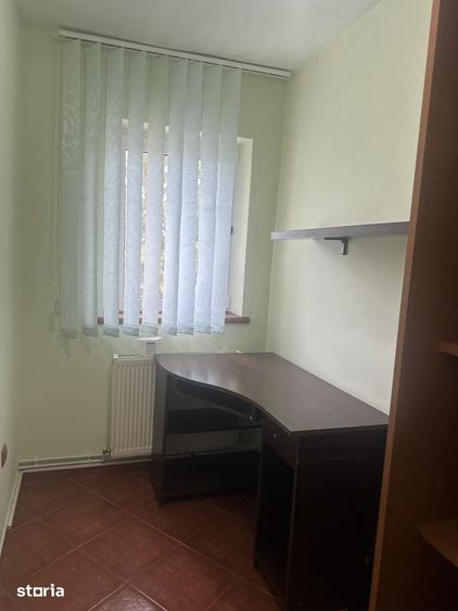Garsonieră decomandată în Central