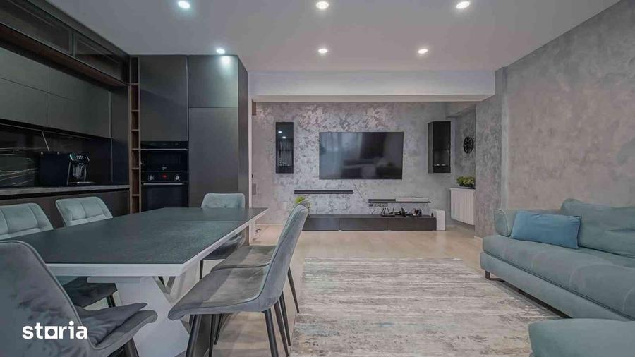 Apartament cu 4 camere în Tractorul