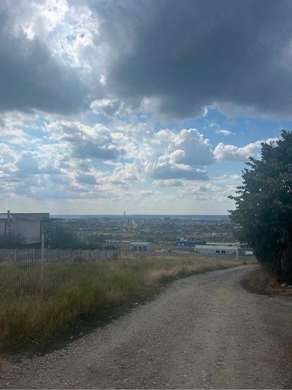 Teren de 1000 mp, în Nord