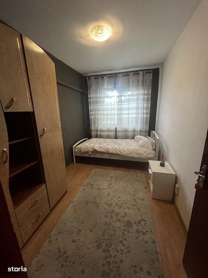 Apartament cu 3 camere decomandat în Lăpuș