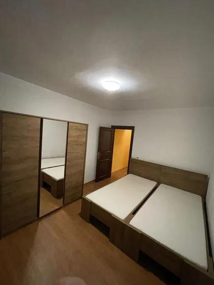 Apartament cu 2 camere decomandat în Tătărași