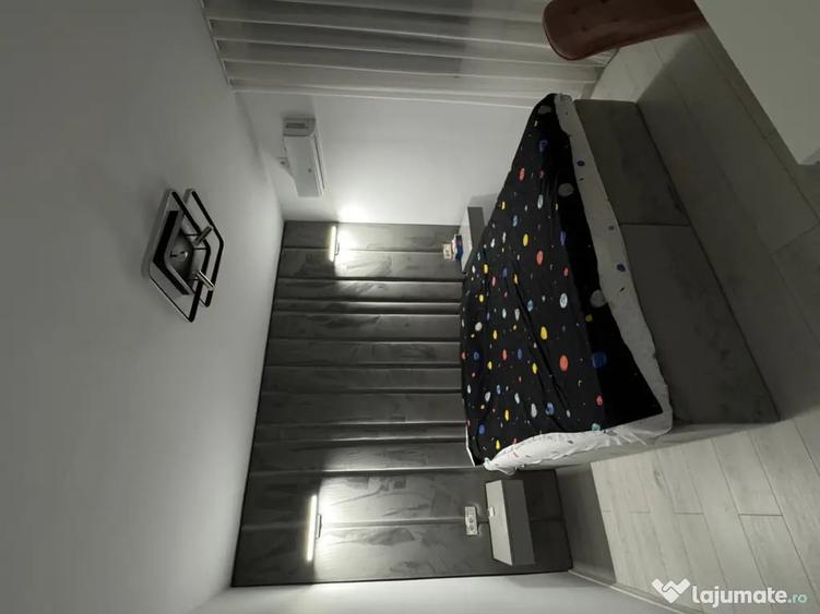 Apartament cu 2 camere semidecomandat în 1 Mai