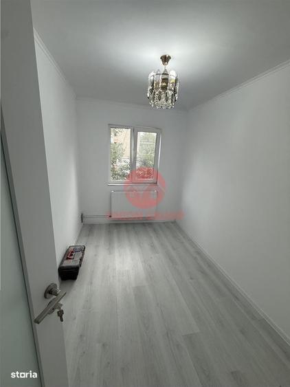 Apartament 3 camere, Semidecomandat, Zona Tomis Nord - 5