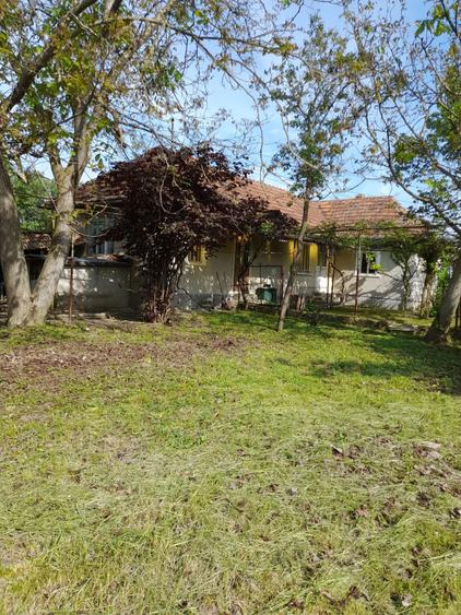 Casă cu 3 camere în Valcău de Jos