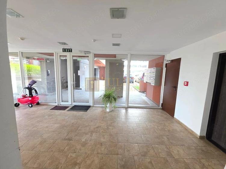 Apartament cu 2 camere decomandat în Torontalului