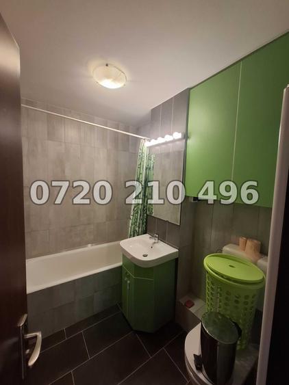 Apartament cu 3 camere decomandat în Dristor