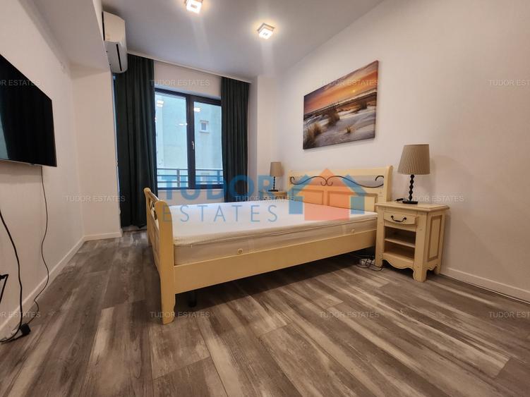 Apartament cu 3 camere semidecomandat, mobilat în Șoseaua Nordului